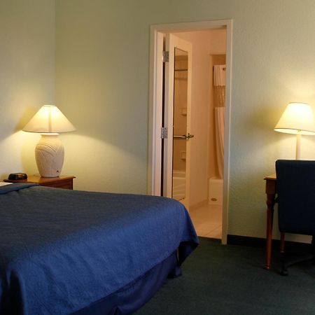 Cocoa Beach Suites Hotel Екстер'єр фото