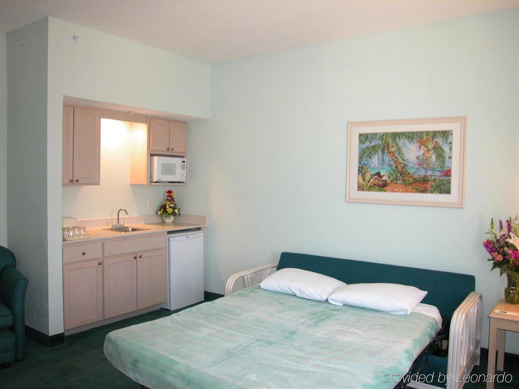 Cocoa Beach Suites Hotel Екстер'єр фото